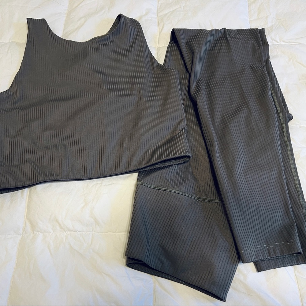 Girlfriend collective Ribbed Active Set - Forest Green Tank & Leggings - Picture 1 of 5